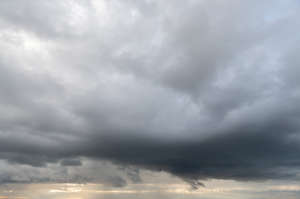 grey and cloudy evening sky