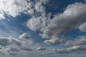 sky photo with many white clouds