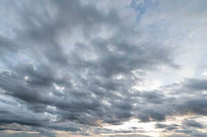 sky with gray stratus clouds