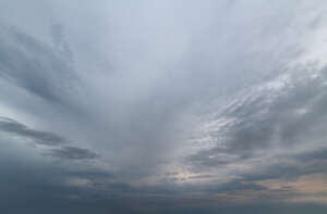 grey sky with grey clouds