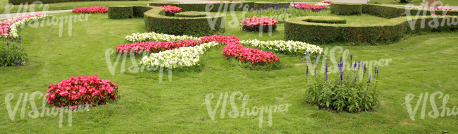 garden with formal flowerbeds