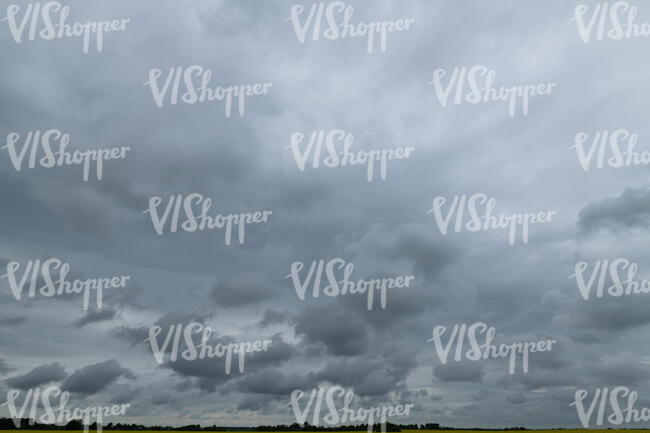 sky with grey clouds