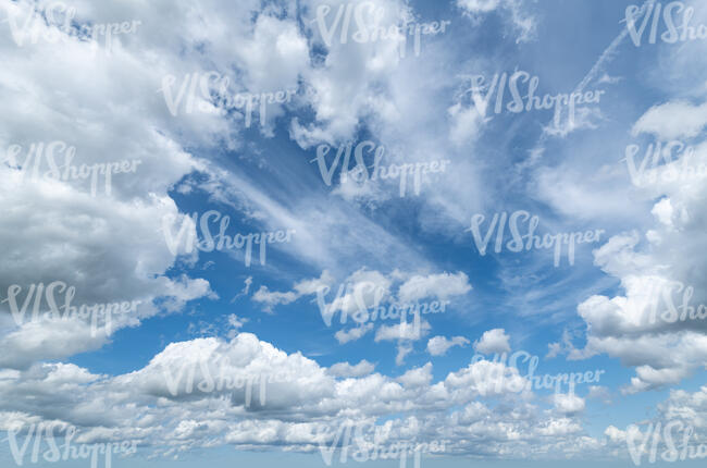 sky with many clouds
