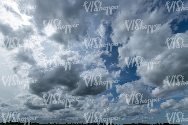 sky with many clouds