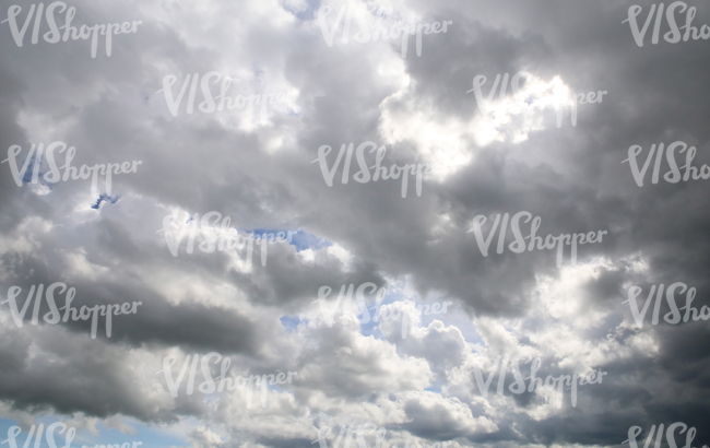 daytime sky with many clouds